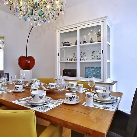 Luxury Family Houses Apartment *